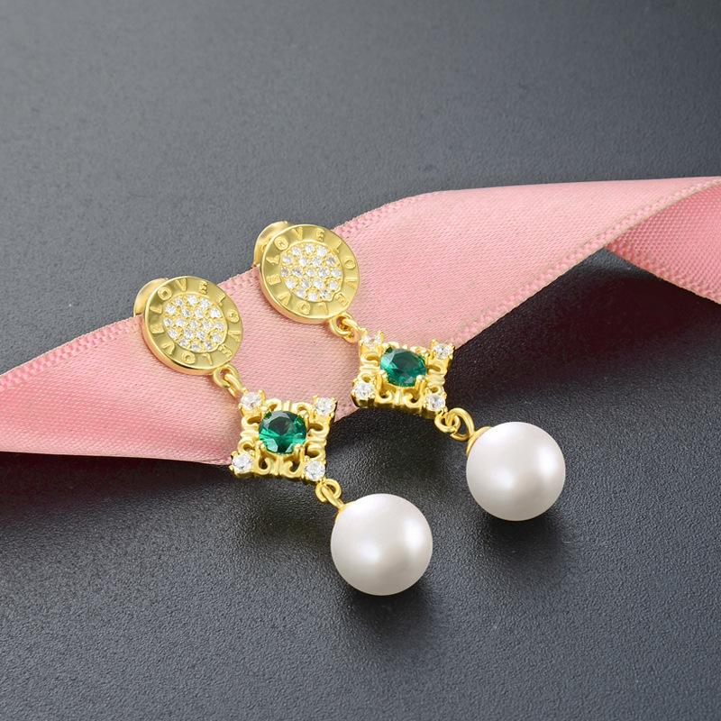 Japonés y coreano s925 plata circón pendientes mujeres luz lujo elegante perla pendientes moda cristal joyería de una sola pieza de entrega