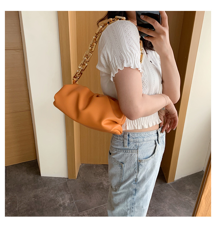 Fashion Solid Color Chain Square Zipper Underarm Bag Chain Bag display picture 3