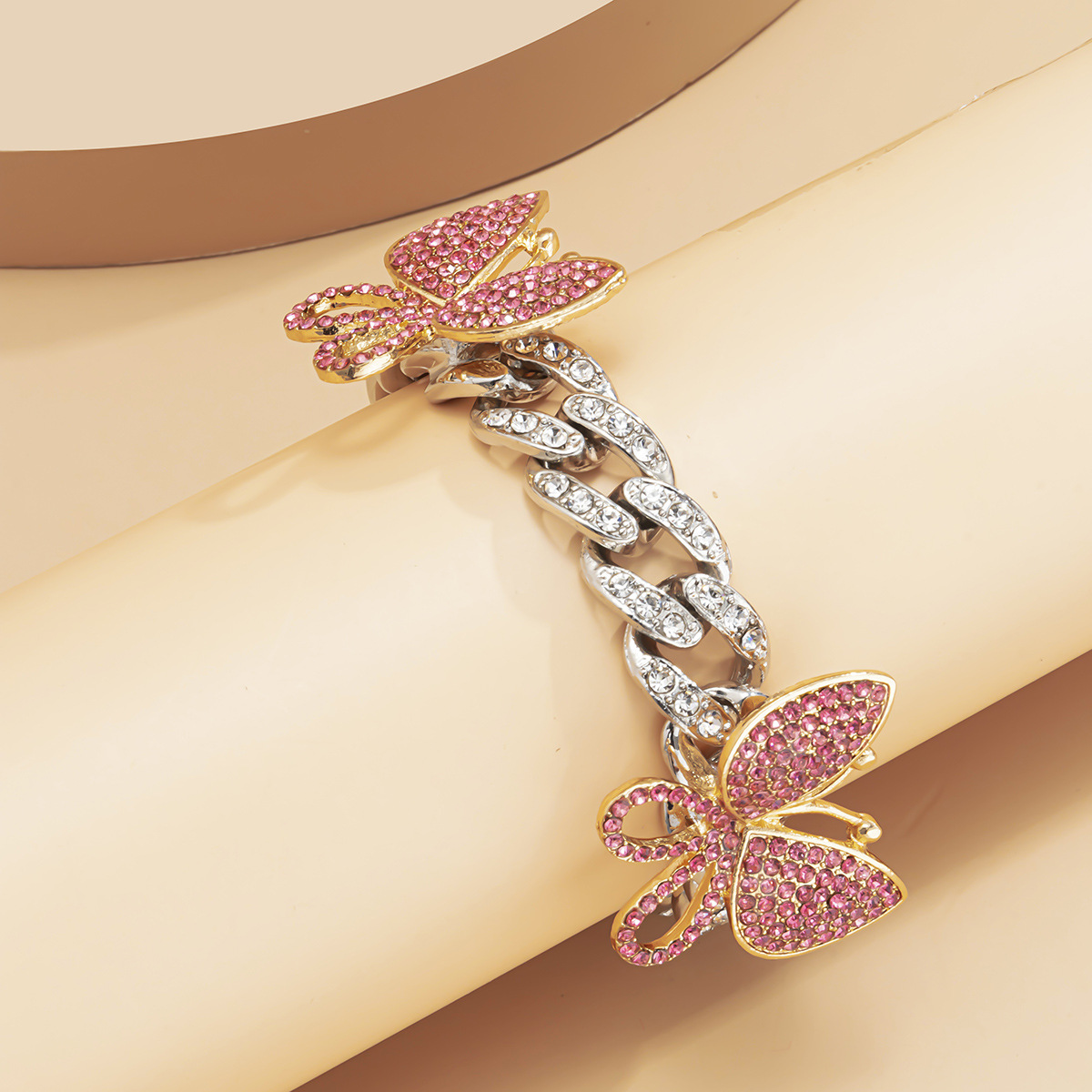 bracelet de cheville rtro en diamant avec petit papillonpicture17