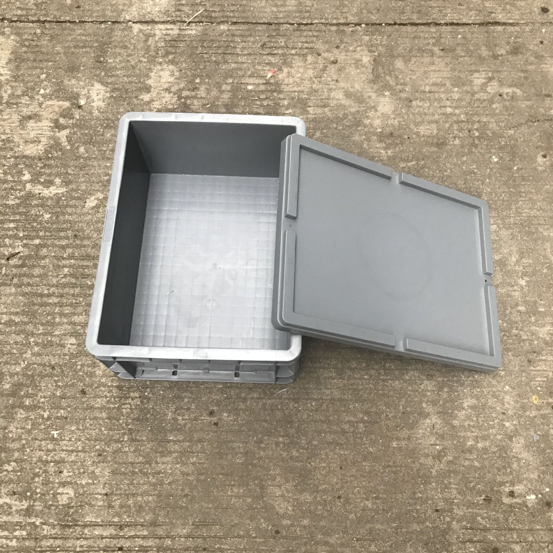 现货供应400*300*230灰色eu箱 黑色防静电EU箱 可烫金 丝印塑胶箱