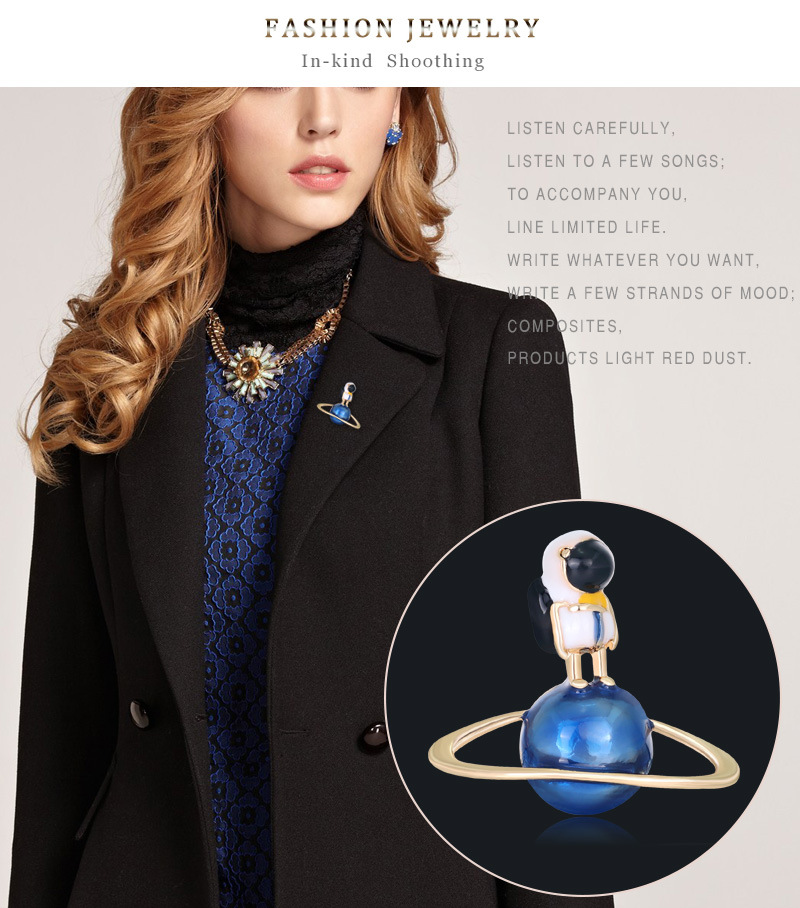 New Drop Oil Brooch Fashion Astronaut Planet Brooch  Wholesale Nihaojewelry display picture 3