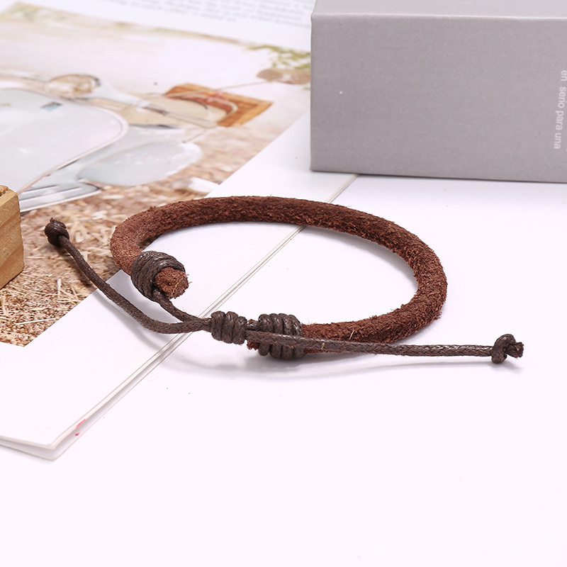 Accessories Simple Personality Retro Woven Cowhide Bracelet Niche Design Jewelry Adjustable Wholesale Nihaojewelry display picture 3