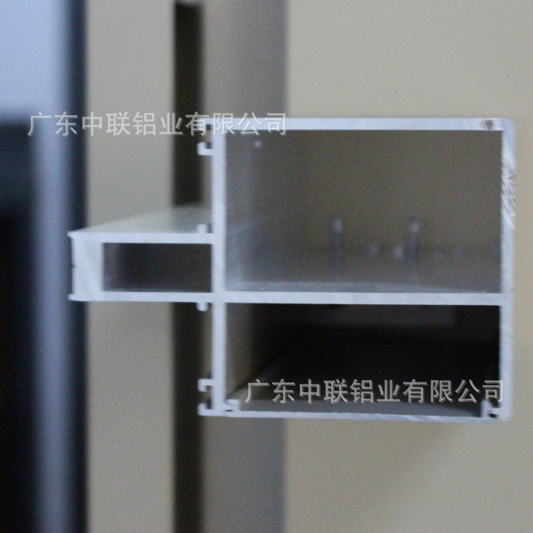 长期生产建筑幕墙外墙装饰材料  方铝合金型材 生产铝型材27年