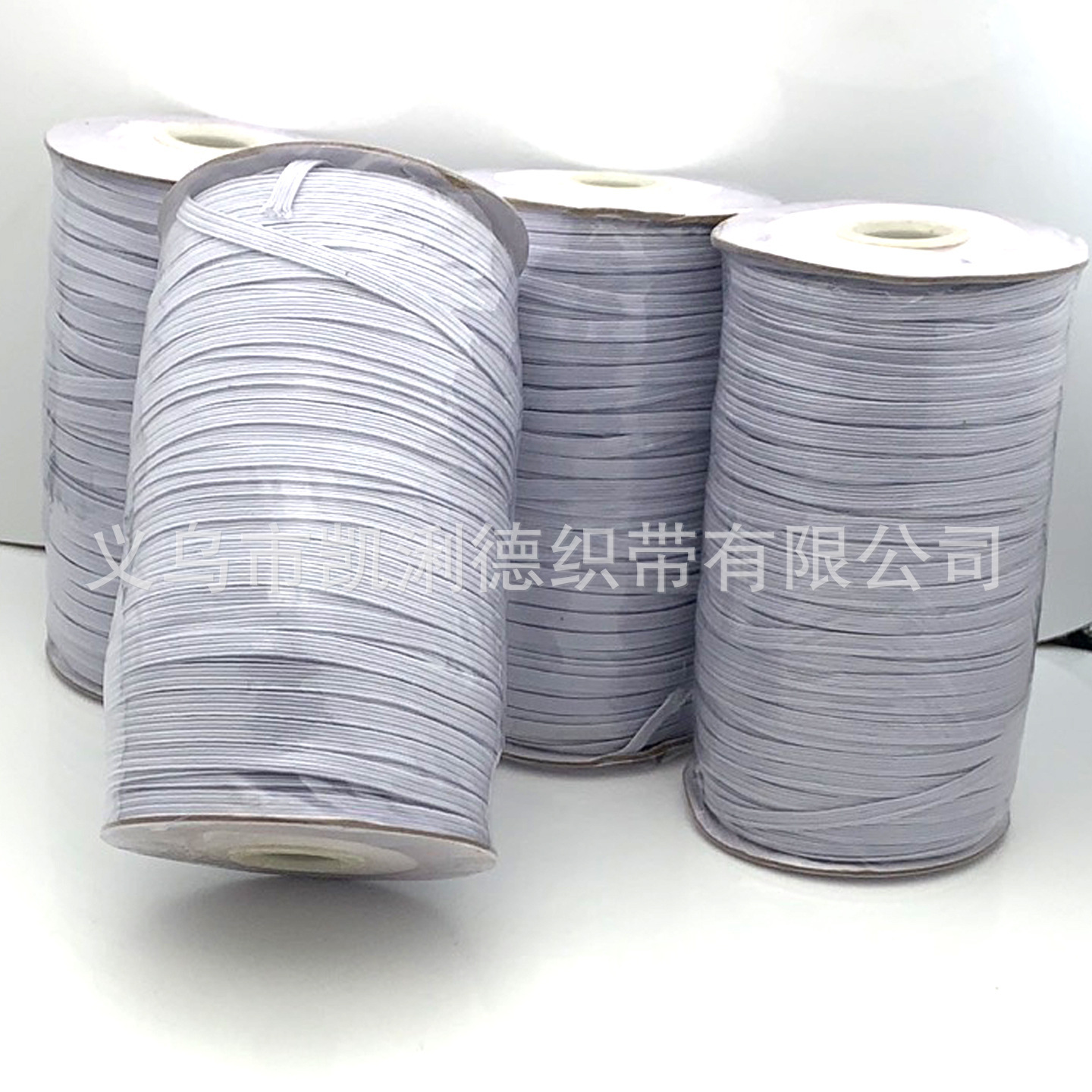 14312855507_1766976286