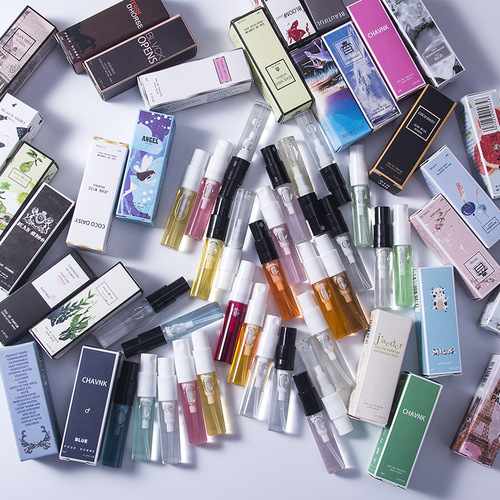 Xiaocheng Yixiang brand Q version perfume sample 3ml long-lasting light fragrance trial spray perfume men and women gifts