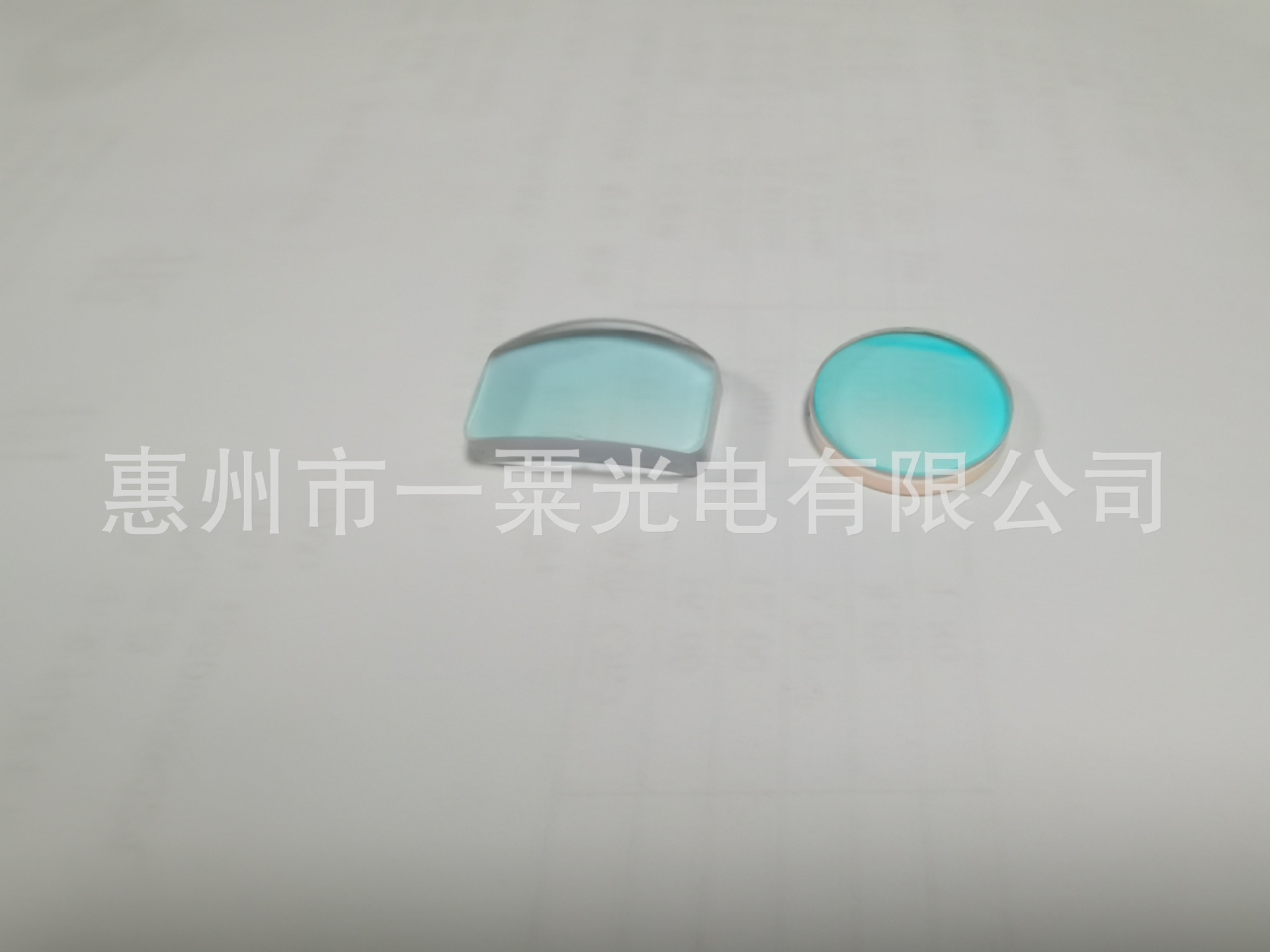瞄准镜