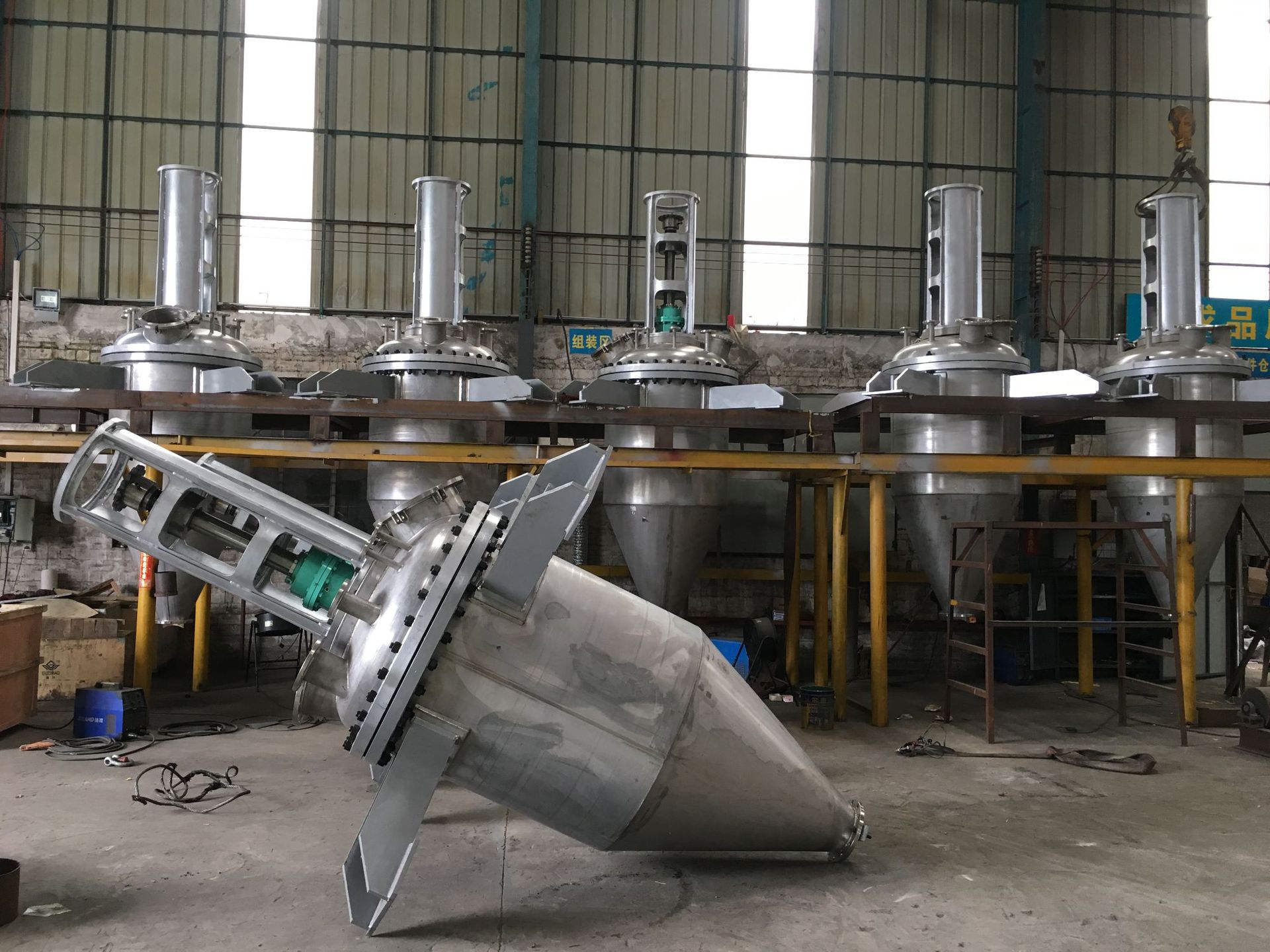 锂电池负极材料高温造粒生产设备 6000L人造石墨包覆反应釜