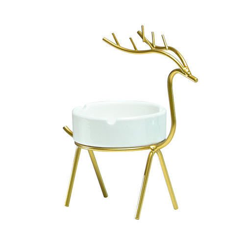 Simple iron art Nordic style deer ceramic ashtray creative home living room decoration ornaments light luxury style decorations