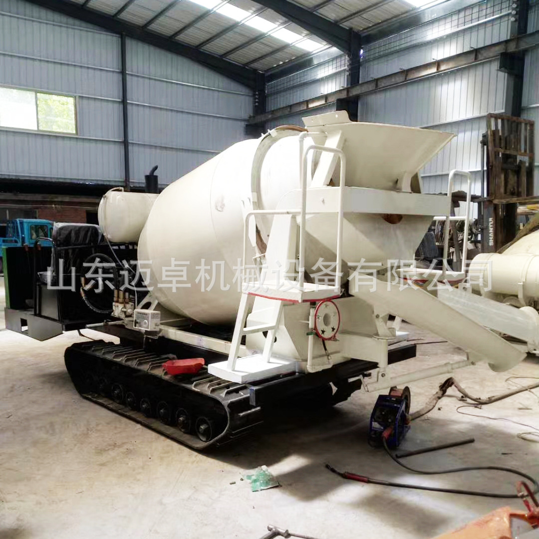 1立方小型履带水泥罐车履带混凝土置办搅拌罐车履带混凝土上料车