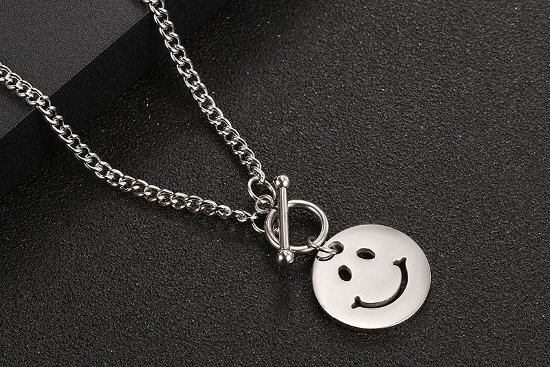 Fashion Smiley Face Titanium Steel Pendant Simple Necklace Wholesale display picture 2