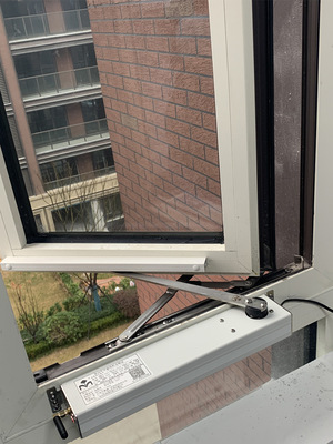 A自家用电动平开窗器滑臂智能家居五金关窗器涂鸦App遥控WIFI远程|ru