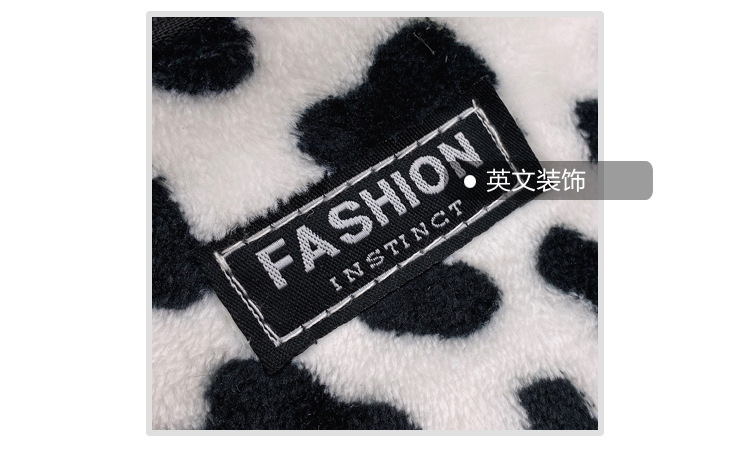 Retro Plush Fashion Messenger Bag display picture 22