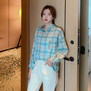 欧洲站春季女装2020新款欧货韩版时尚格子气质设计感休闲衬衫上衣