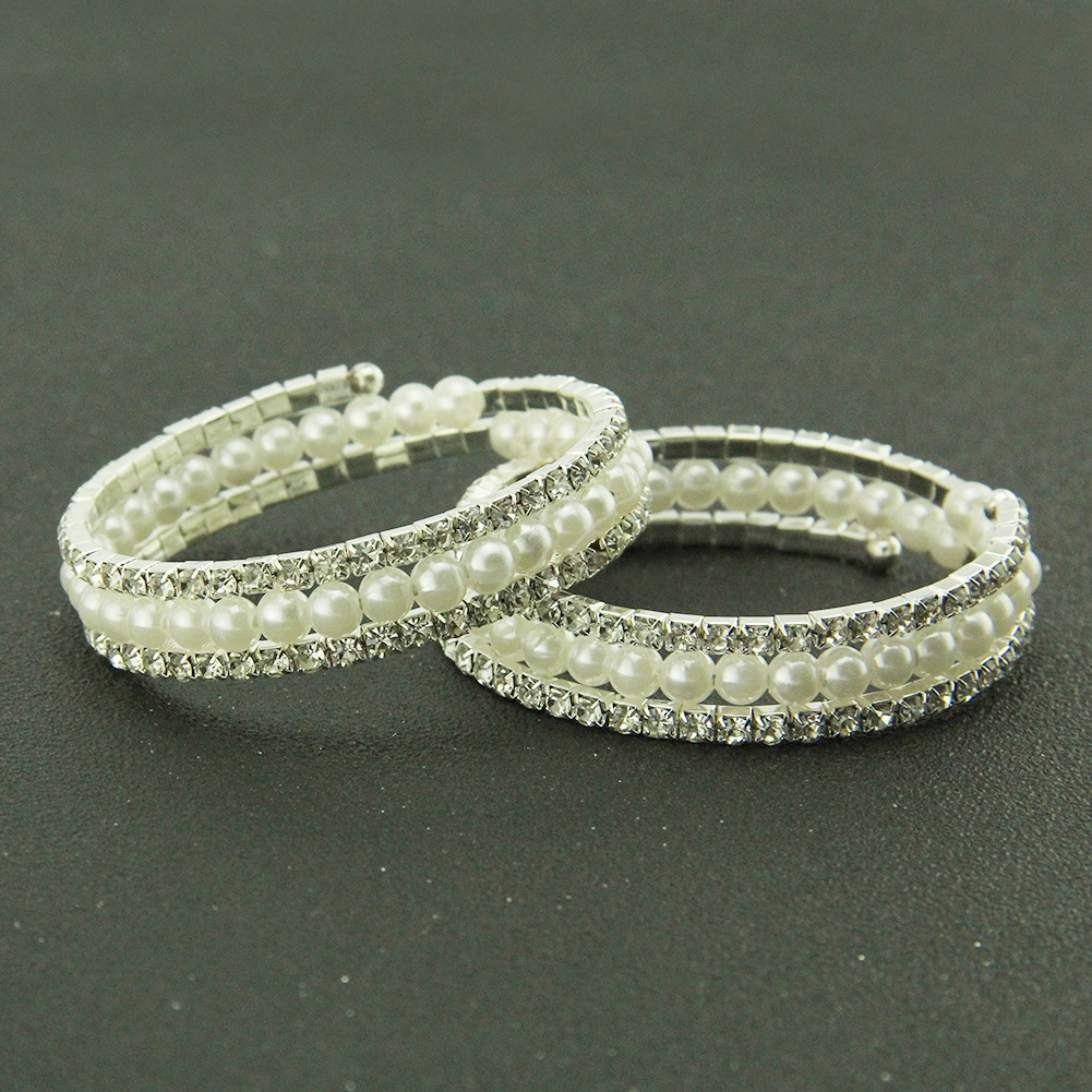 Fashion Personality Diamond-studded Pearl Three-layer Wide Bracelet display picture 5