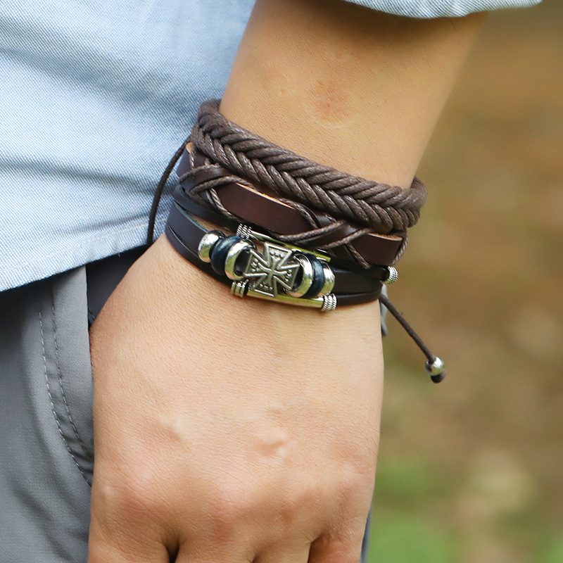 Simple Retro  Leather Bracelet display picture 6