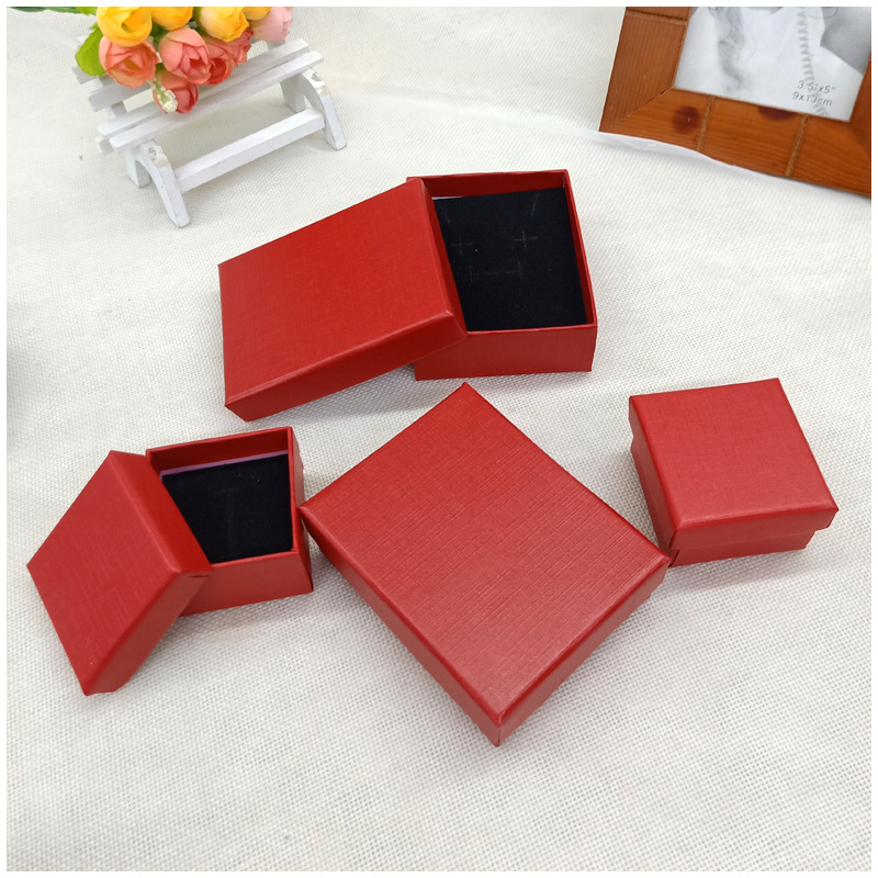 Fashion Solid Color Paper Jewelry Boxes display picture 5