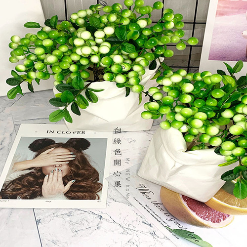 Factory direct sales of artificial berries, artificial flowers, soft decoration design, European style decorations