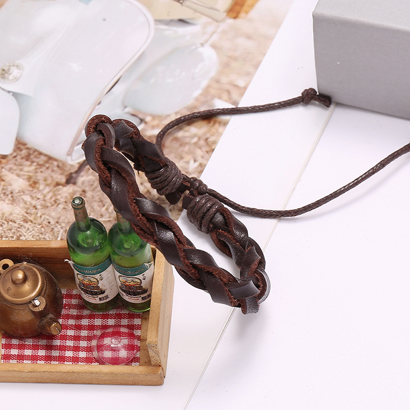 Punk Jewelry Retro Woven Cowhide Bracelet Simple New Jewelry Hot Accessories Wholesale Nihaojewelry display picture 2