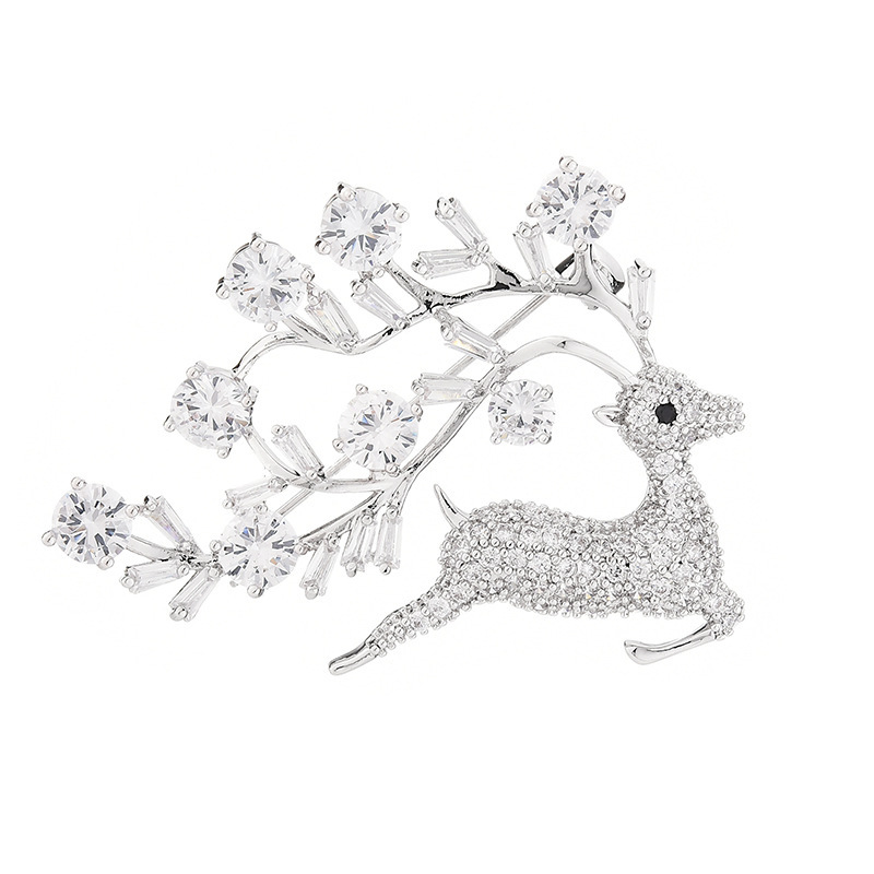 New Style Inlaid Zircon Sweet Christmas Elk Brooch Pins for Women Fashion Party Dress Corsage Pins Banquet Clothing Accessories Brooches for Wedding