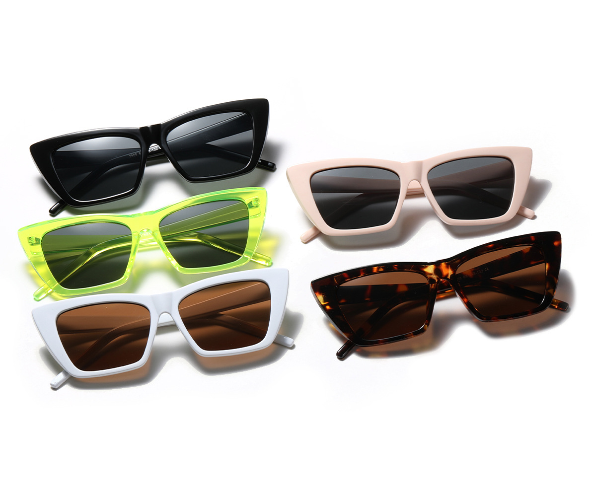 Sharp Corner Retro Sunglasses display picture 1