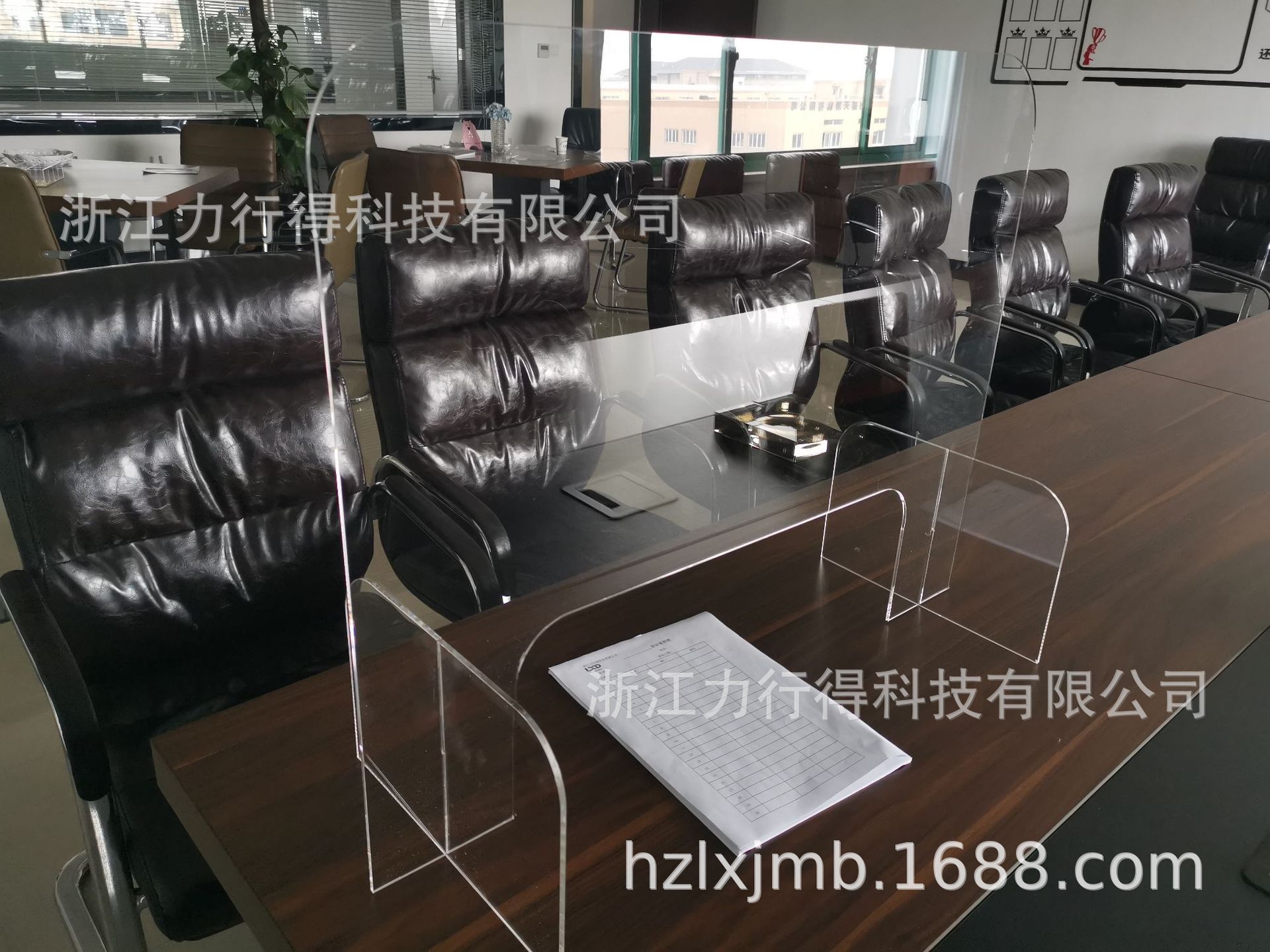 厂家直销3mm亚克力透明防飞沫隔板 办公餐桌学校隔离板加工定制