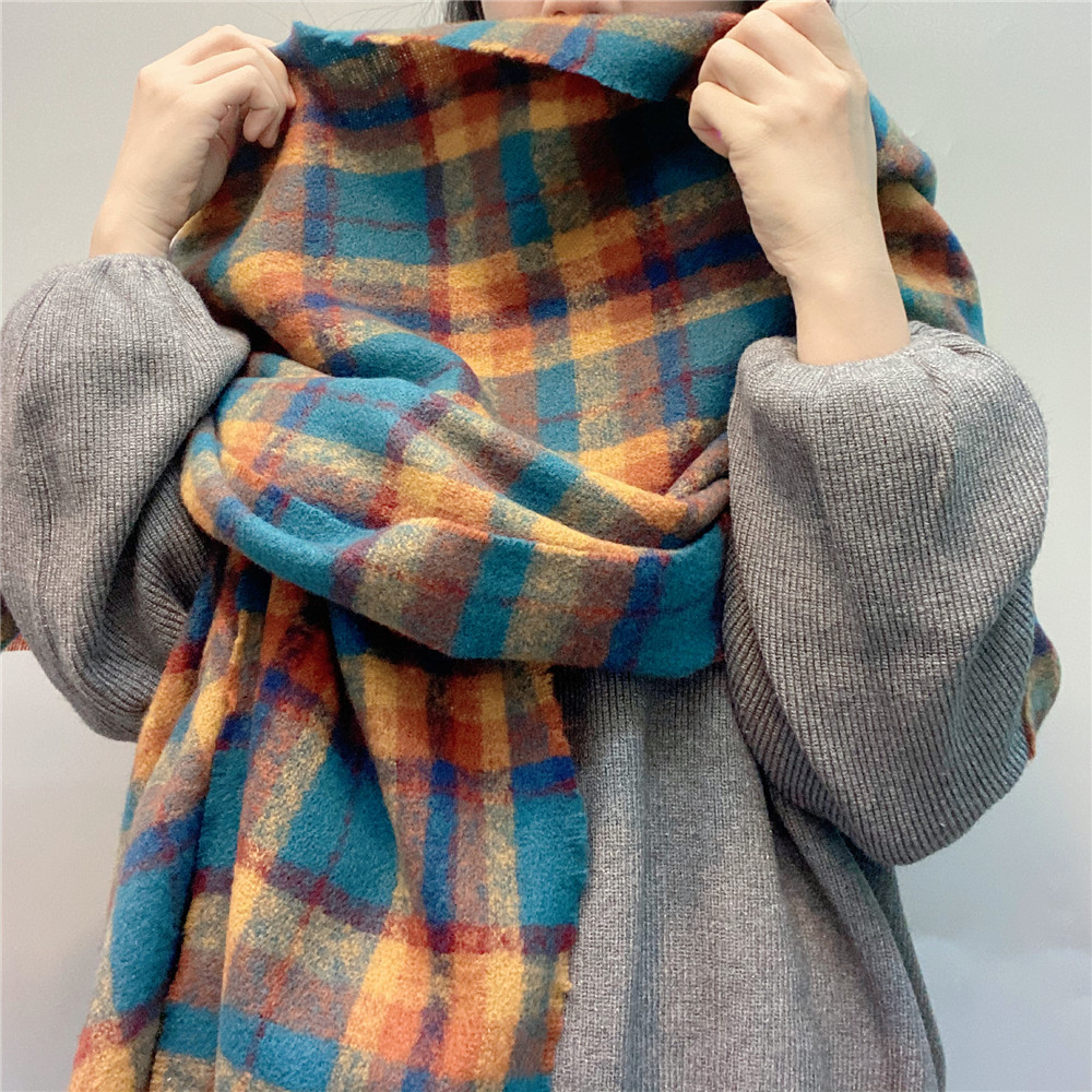 Plaid Cashmere Scarf display picture 10