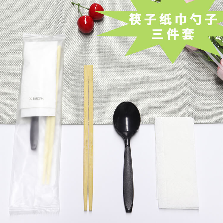 一次性筷子三件套餐具包磨砂膜勺子筷子纸巾三件套餐具包定制印刷