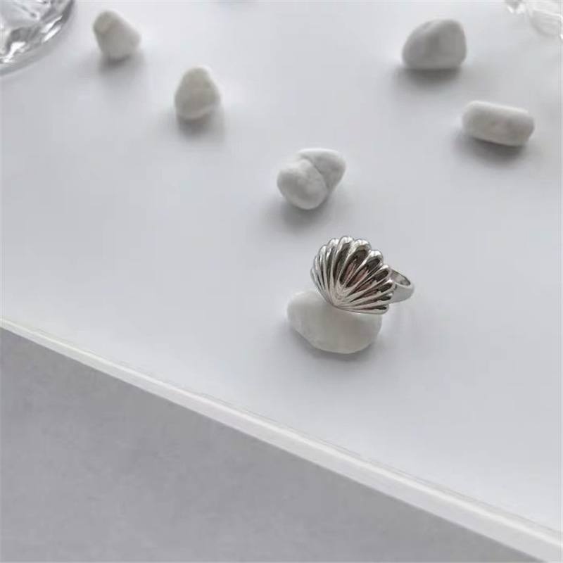 Fashion Shell Shape Simple Personality Ring Index Finger Ring display picture 5