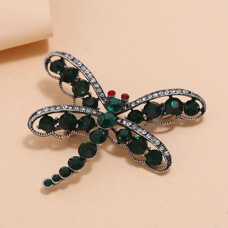 Fashion Retro Ladies High-grade Sweater Brooch Simple Trend Light Luxury Diamond Dragonfly Brooch Wholesale Nihaojewelry display picture 2