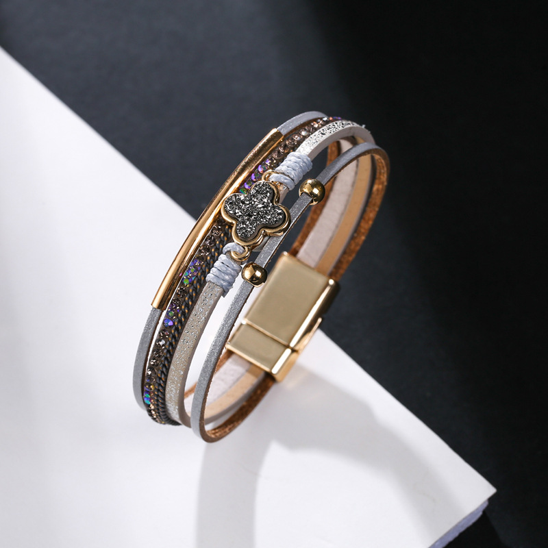 1 Piece Retro Four Leaf Clover Pu Leather Alloy Handmade Rhinestones Womenu0027S Bangle