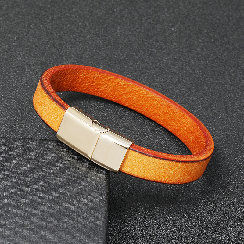 retro simple smooth leather bracelet