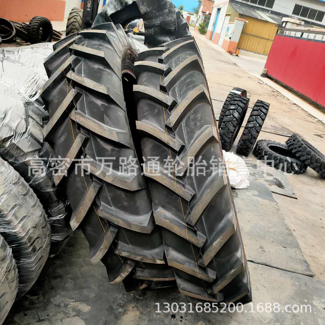 联合收割机13.6-38轮胎R-1人字平花农用四轮拖拉机轮胎
