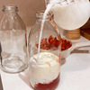 [Bridge 3601] Korean strawberry beef milk bottle milk past tea drink, fruits and vegetable glass seal bottle support