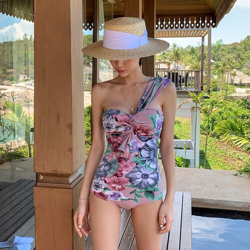 Source factory Instagram-style one-piece swimsuit for women — new Japanese-Korean style off-shoulder bikini, ideal for cross-border sourcing.