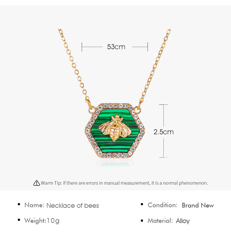 New Alloy Diamond Bee Necklace Hexagon Geometric Necklace Emerald Gemstone Clavicle Chain Wholesale Nihaojewelry display picture 1