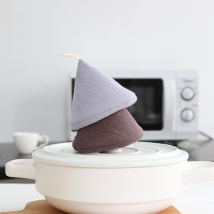 American Elements Nordic Style Plain Kitchen Anti-scalding Triangle Pot Handle Cap Heat Insulated Gloves Creative Fabric Pot Jacket