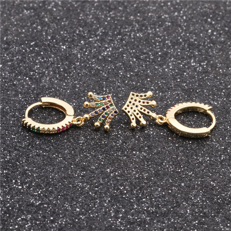 Jewelry Earrings Hot Earrings Micro-set Zircon Crown E Earrings Wholesale Nihaojewelry display picture 2