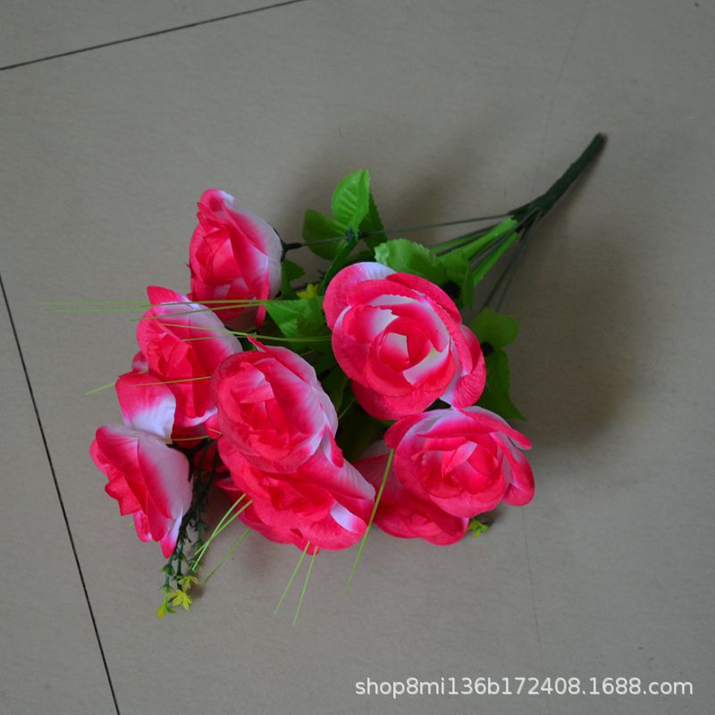 Chengdu flor de seda de simulación de alta calidad y barata 12 flores de mango de rosa de 42cm flores de mango de plástico de rosa de jardín falso