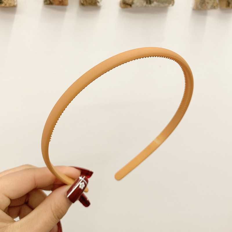 Zhong chuxi mismo estilo diadema hembra dentada antideslizante salida simple estilo coreano Retro lavado de cara Paquete de cabello horquilla accesorios para el cabello