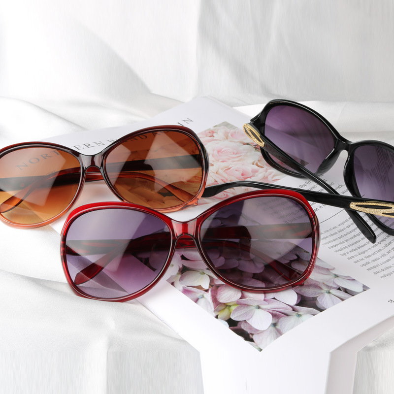 新款特價太陽鏡女士新款超大方框網紅同款時尚歐美個性開車墨鏡