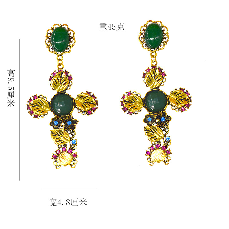 Nouveau Rétro Exagéré Boucles D'oreilles Rétro Baroque Chat Marche Croix Boucles D'oreilles Accessoires En Gros Nihaojewelry display picture 16