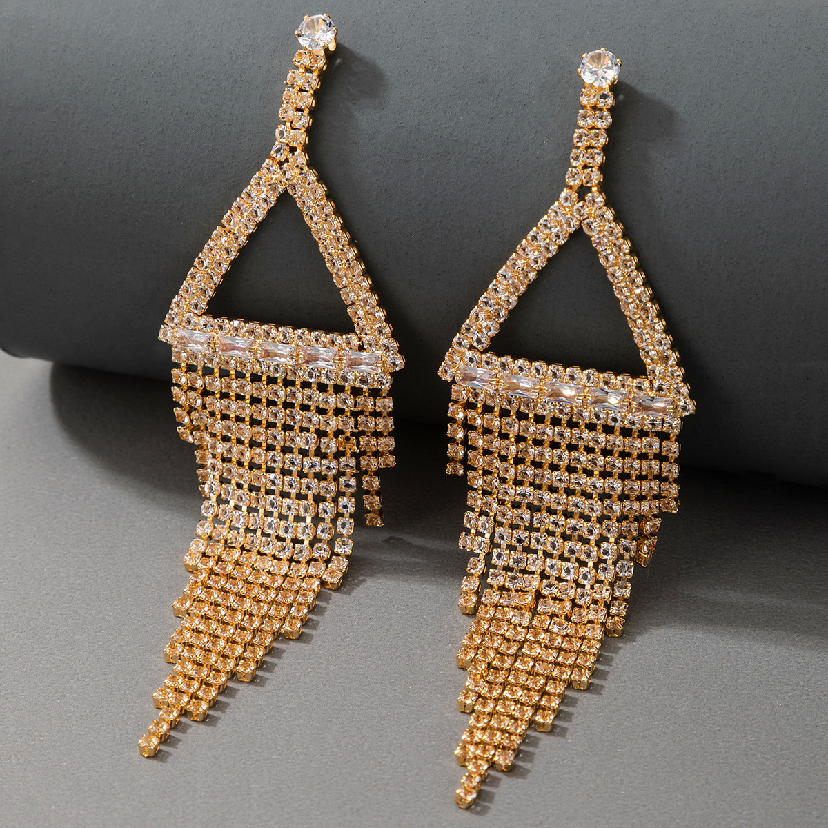 Fashion Diamond Tassel Earrings display picture 5