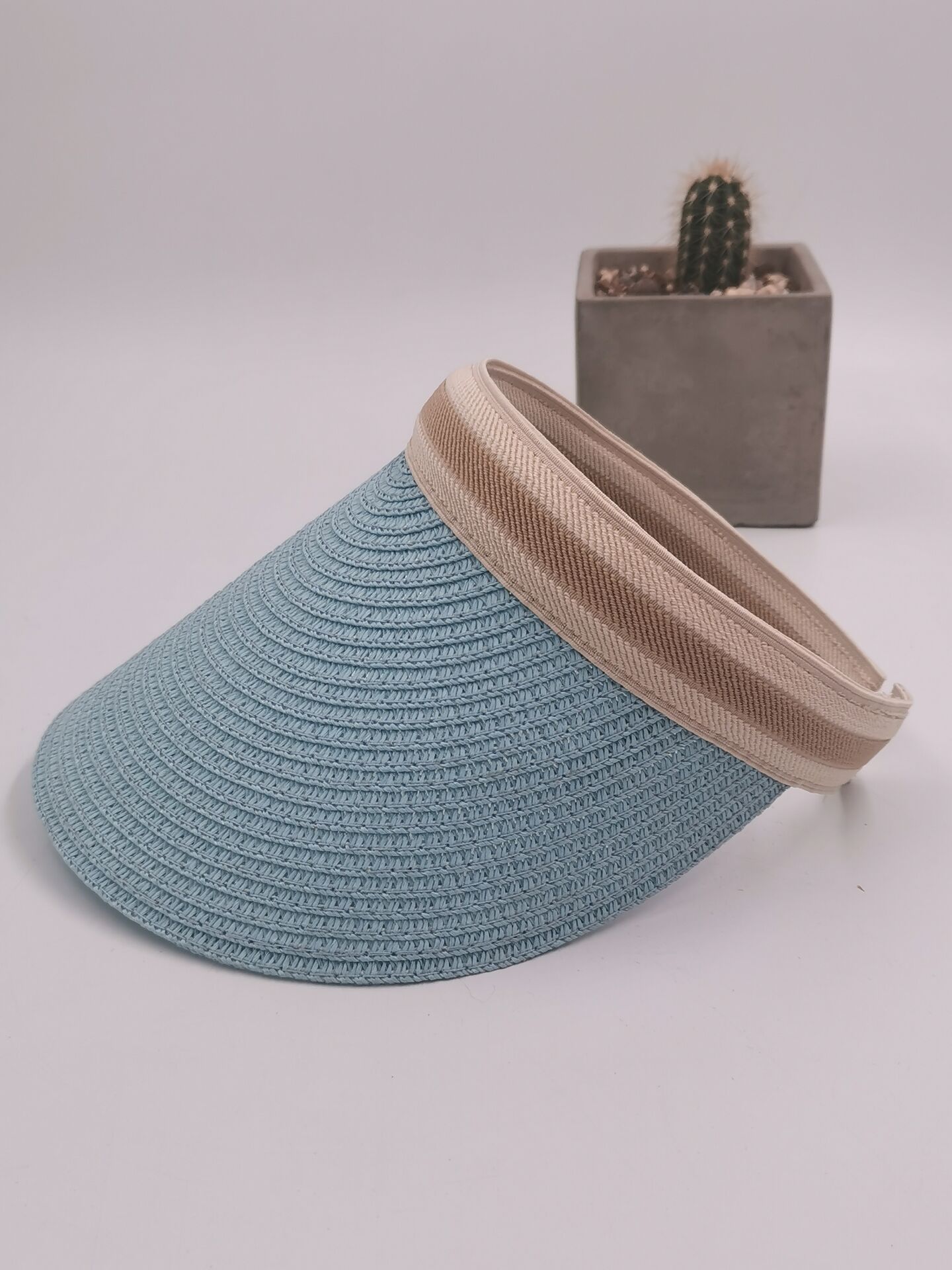 BF686F2C910B009AE8F00FCD219207