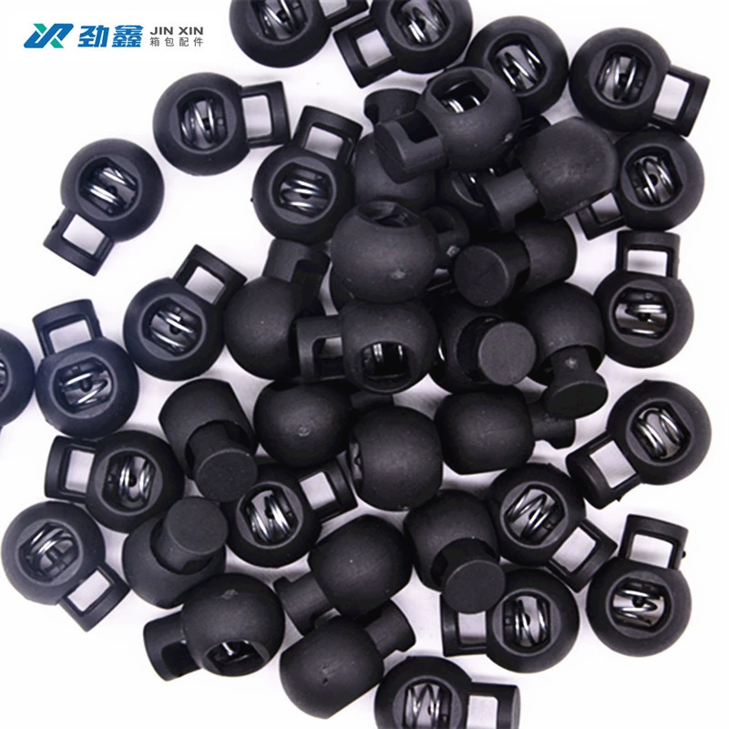 Прямые продажи с фабрики различных спецификаций пластиковых веревочных пряжек, пружинных пряжек, цилиндрических пряжек с двойным отверстием, пряжек для свиного носа, готовая поставка