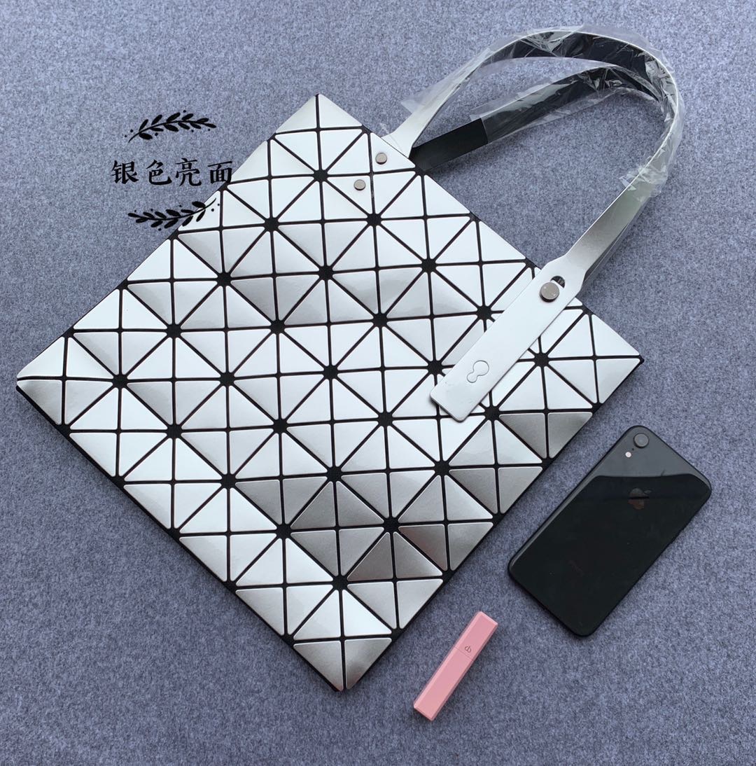 Borsa a spalla singola con griglia geometrica a diamante pieghevole a forma di diamante opaco in PU in Giappone_voghion.com