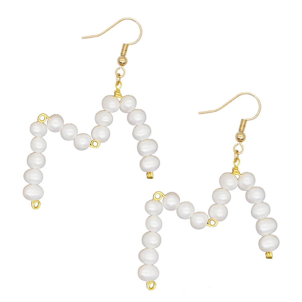 Woven  Letter  Fashion Baroque Natural Freshwater Pearl Earrings Wholesale display picture 5