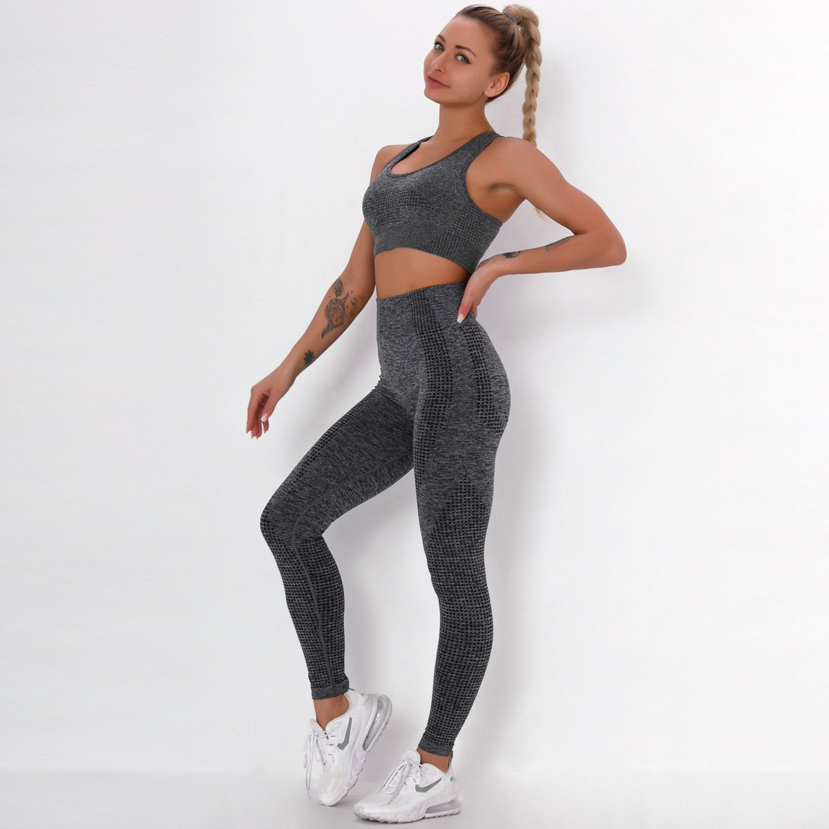 seamless knitted sports suit  NSNS10731