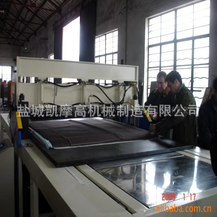 定制电脑超声波全自动断布机 服装布料激光切布机断布机