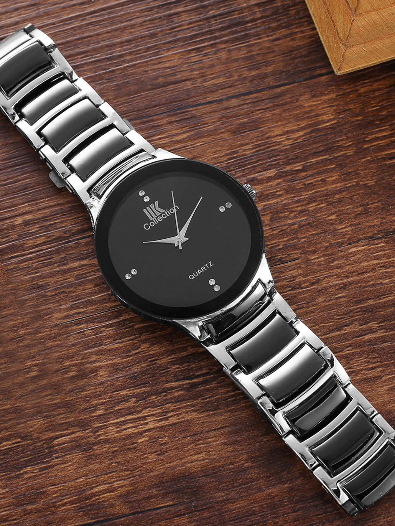 Set di orologi e braccialetti al quarzo con cinturino in acciaio stile britannico elegante di tendenza della moda da uomo business casual di vendita caldo_voghion.com