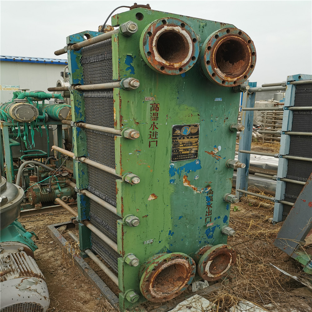 出售九成新汽水换热器 不锈钢材质水水换热器304不锈钢板式换热器